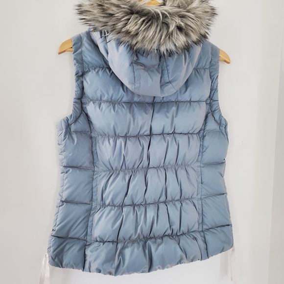 EDDIE BAUER M Ice Blue Goose Down Quilted Puffer Vest Detachable Hood Faux Fur - Picture 9 of 16